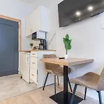 Multiple Apartments And Rooms At The Heart Of Vienna